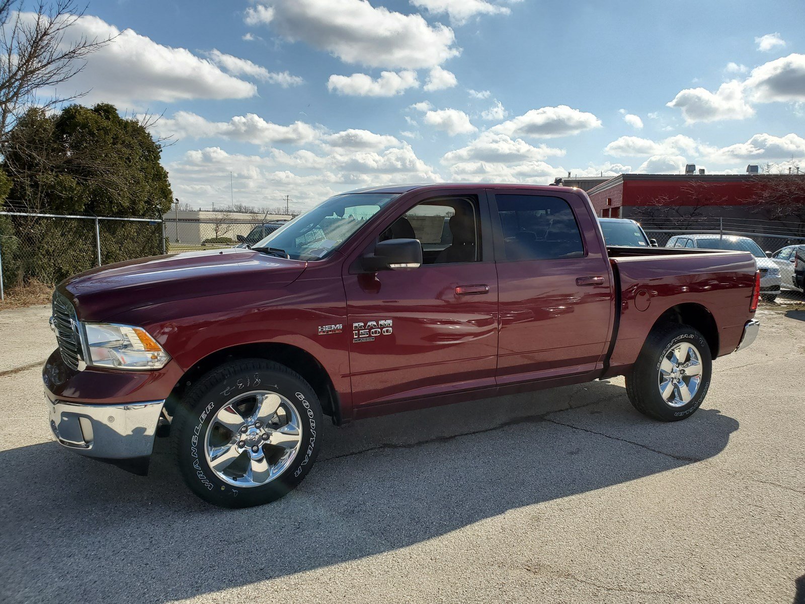 New 2019 RAM 1500 Classic Big Horn Crew Cab in Waukesha #24417 | Wilde ...