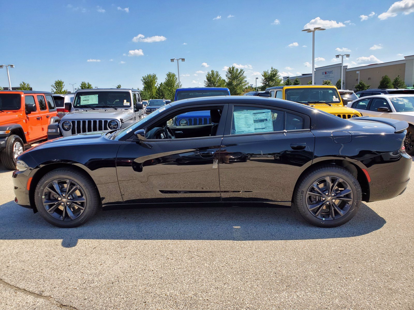 New 2020 DODGE Charger SXT Sedan in Waukesha #29669 | Wilde Chrysler ...